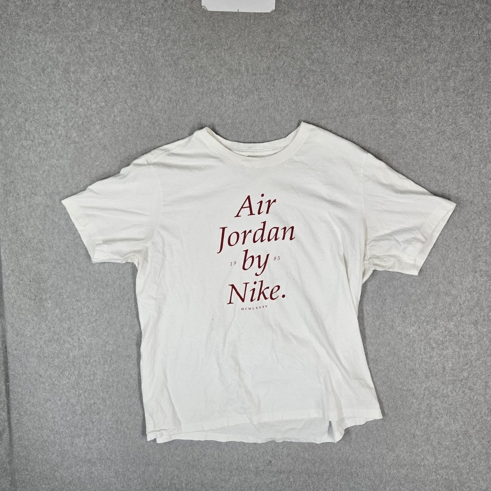 Air Jordan by Nike Men Shirt XL White Logo Graphic Print Short Sleeve Crew Neck